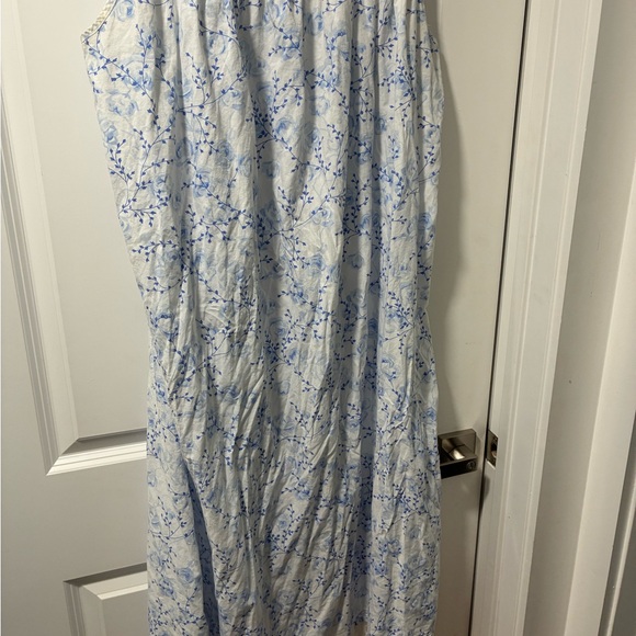 Eileen West Blue Floral Nightgown - Picture 8 of 8
